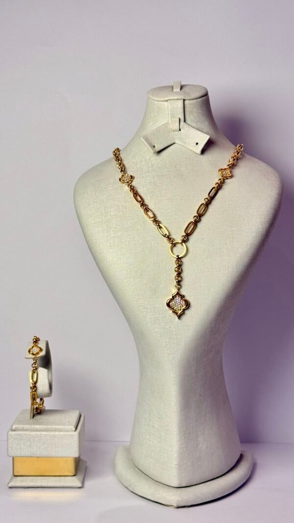 Ensemble Chaine et bracelet