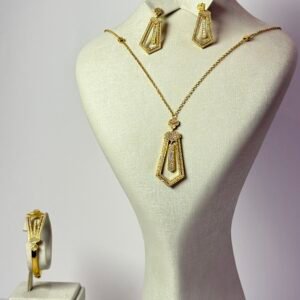 Ensemble en or